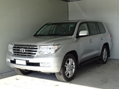 Toyota Land Cruiser VX V8 D4-D