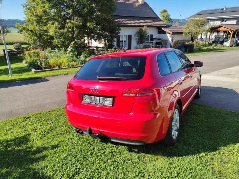 Audi A3 Sportback 2.0 TDI (170) 196 Ambiente Quattro Rouge