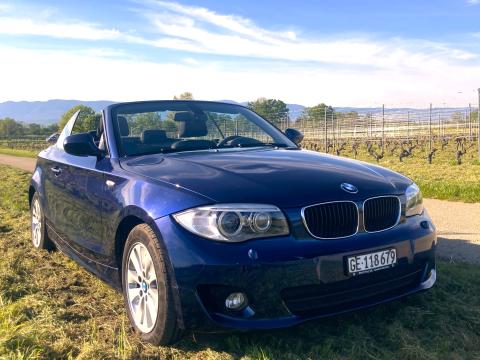 BMW 118i Cabrio Décapotable Bleu