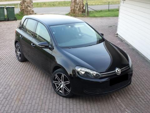 Volkswagen Volkswagen Golf 1,6 TDI BlueMotion Volkswagen Golf 1,6 TDI Noire