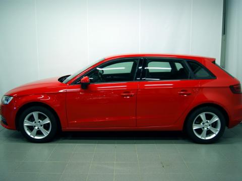Audi Audi A3  Ambition Rouge Audi A3 Ambition Rouge