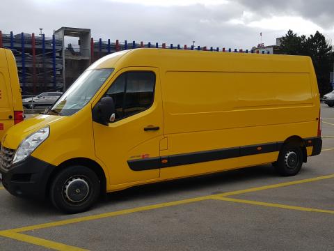Renault Master 2,3 L, Diesel, automatique Jaune
