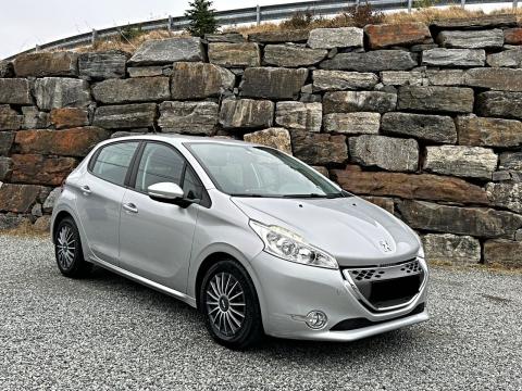 Peugeot 208 1.4 e-HDi Gris