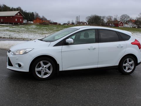 Ford Ford Focus 1,6 TDCi TREND Ford Focus 1,6 TDCi TREND Blanc