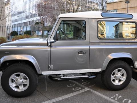 LAND ROVER Defender 90 SW 2.4Tdc (SUV/tout-terrain)