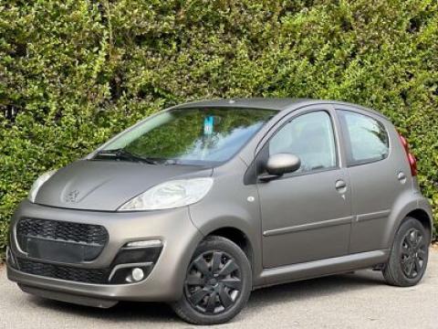 Peugeot 107 107 1.0i+EURO 5 Mauve