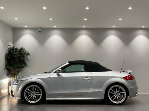 Audi Audi TT Quattro Automatique Diesel Audi TT Quattro Automatique Diesel Gris