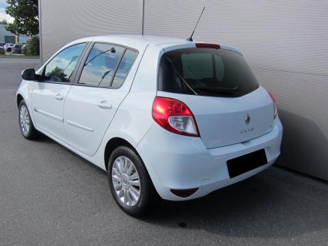 Renault Clio Renault Clio KM..88111 belle voiture  Blanc