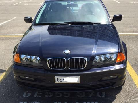 BMW E46 320i Bleu