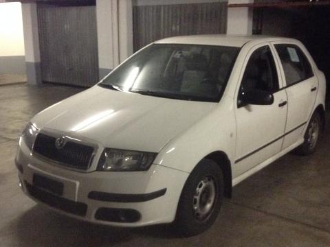 Skoda Fabia 1200 Blanc