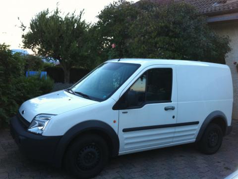 A VENDRE FOURGON FORD CONNECT 220 s