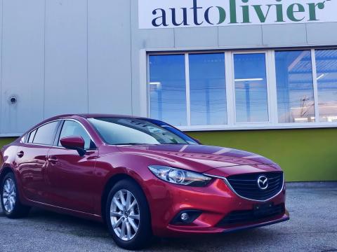 Mazda 6 - limousine 2.0 lt essence Rouge