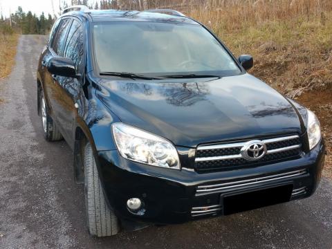 Toyota RAV4 Toyota RAV4 RAV4 2.0-152 4WD 2008.....2800CHF Noire