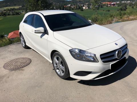 Mercedes-Benz A 180 Mercedes Benz A180  ::::: COOL Etat  Blanc