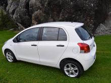 Opel astra TOYOTA YARIS BLANC 5P Blanc