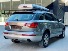 Audi Q7 3.0tdi quattro xenon navi crochet 7 places Gris