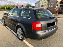 Audi A4 1.8T Quattro Gris