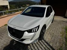 Peugeot 208  1.2 PureTech 100GT Blanc