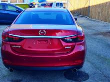 Mazda 6 - limousine 2.0 lt essence Rouge