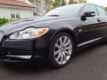 Jaguar XF Noire