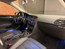 Volkswagen GOLF Blanc