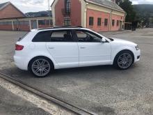 Audi Audi A3 1,6 TDI Sportsback Audi A3 1,6 TDI Sportsback Bmlanche Blanc