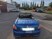 Peugeot 206 cc 2.0i 16V Bleu