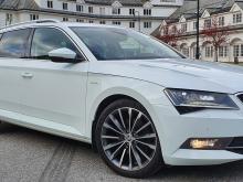 Skoda Skoda Superb 2.0 TDI 4X4 Skoda Superb 2.0 TDI 4X4 Blanc